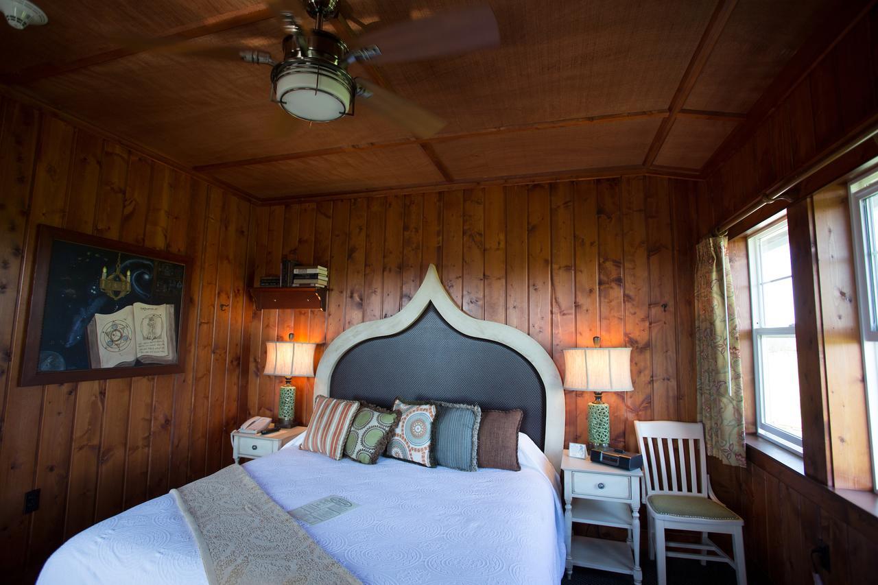 Mcmenamins Hotel Gearhart